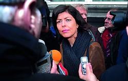 Iets voor een. Joëlle Milquet (CDH) ‘heeft geen weet van nieuwe teksten' en eist uitstel. Michiel Hendryckx<br>