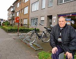 Louis Leysen is niet te spreken over de sluiting. 'Dit is al de tweede bedanking die ik krijg van De Post.' Koen Fasseur