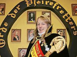 Karine Herremans regeert over het nieuwe carnavalsseizoen. Koen Merens