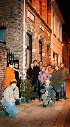 De pas opgerichte Fietsersbond van Berlaar zet kerstbomen op straat om de verkeersonveiligheid aan te kaarten. Inge Van den Heuvel<br>