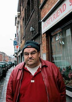 Cafébaas Michel Van Hamme is woedend: 'Ze spelen allemaal met onze voeten.'Gianni Barbieux