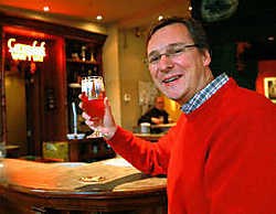 Burgemeester Ward Kennes (CD&V) neemt de plaats in van Cathy Berx in het Vlaams parlement.Lily Leys