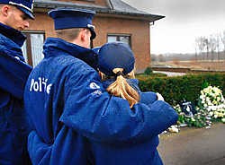 Het parket-generaal van Bergen had bezwaar gemaakt tegen de invrijheidstelling. (foto herdenking door collega's van Kitty Van Nieuwenhuysen) Marc Herremans<br>