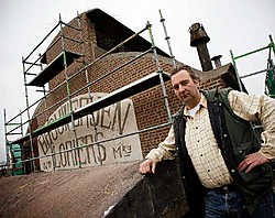 Tom De Cuypere: 'Over een jaar wonen hier gezinnen in een loft.' Jef Collaer