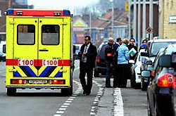 Bij de overval vielen geen gewonden maar de slachtoffers waren wel onder de indruk. Ze werden daarom opgevangen in een ambulance. Patrick Holderbeke
