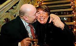 Jean-Pierre Malysse en zijn vrouw Francine Decaestecker nemen een heel jaar afscheid. Bart Vandenbroucke<br>
