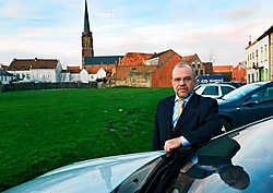 Schepen Dirk Van Walleghem bereikte een compromis over het terrein in de Meensestraat. Stefaan Beel<br>