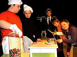 Bij het nieuwe theaterproject van Theater Piep krijgt zoveel mogelijk jong talent de kans om voor het voetlicht te treden. Eddy Van Ranst<br>