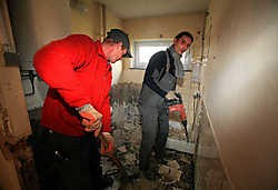 Voor klusjes bij senioren worden mensen uit kansengroepen ingezet.Mine Dalemans