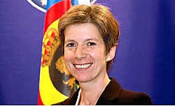 Katrien Geernaert moet op Defensie budget en financiën op orde brengen.blg<br>
