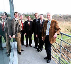 In Niel werd het akkoord ondertekend tussen de provincie Antwerpen en de vijf burgemeesters van de Rupelstreek.Eddy Van Ranst<br>