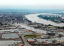 Het Eilandje is bijzonder 'populair': het Havenbedrijf verwerkt maandelijks tien tot twintig aanvragen van bedrijven die een concessieovereenkomst willen afsluiten.Koen Fasseur<br>