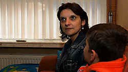 Teresa Da Cruz en haar zoontje Danny: 'Gelukkig heeft hij alleen maar een hersenschudding opgelopen.' Eddy Van Ranst<br>