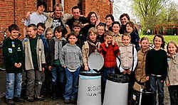 De leden van Scouts Thomas uit Klein-Sinaai leerden onder meer hoe ze correct afval kunnen sorteren.<br> Luc Verstraeten