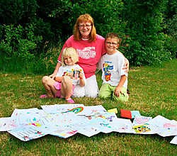 Tante Anja mag Linsey amper bezoeken. Jessica en Michael maakten al tekeningen voor hun nichtje. Louis Verbraeken