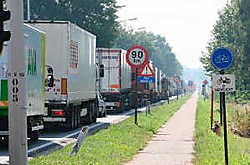 Vooral op de N16 veroorzaakte het ongeval grote hinder. <br>Eddy Van Ranst<br>