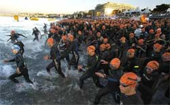 Geen podiumplaats voor Beke op Ironman Nice
