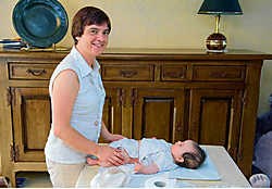 'Door de omschakeling naar herbruikbare luiers kan een gezin van twee personen met baby zijn afvalberg in de luierperiode halveren', stelt Ria Vanzieleghem.Stefaan Beel<br>