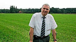 Algemeen directeur Louis Delcart van Haviland: 'Tegen 2011 zouden de eerste bedrijven op de site in Westrode operationeel moeten zijn.'<br> Koen Merens
