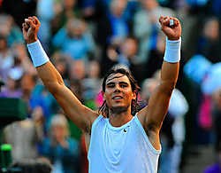 Rafael Nadal toonde gisteren, zoals het hele tornooi eigenlijk al, dat hij elk jaar steeds beter op gras uit de voeten kan.epa<br>