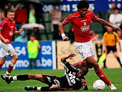 Marouane Fellaini (rechts) gaat niet naar de Spelen. Althans dat zegt hij zelf.belga<br>