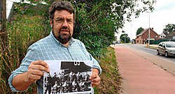 Erik O haalde de geschiedenis van de neergestorte Amerikaanse bommenwerper van onder het stof en pleit voor een gedenkplaat voor de elf slachtoffers. Yvan De Saedeleer<br>
