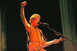 Lou Reed, eind juni op het podium van het Royal Albert Hall in Londen. photo news<br>