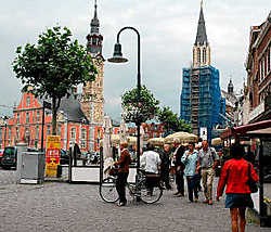 Sint-Truiden installeert in oktober drie verzinkbare urinoirs, onder meer op de Grote Markt.DGW<br>
