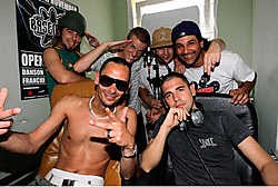 De vedetten van de Rupelsoldaten: Chief, Mill-Deux-Mill, Killer Kefta, 6M, Reflexow, Dimitri Vegas. Eddy Van Ranst