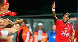 Dieumerci Mbokani geniet van het vertrouwen dat Laszlo Bölöni hem schenkt. 'We zijn echt sterker dan vorig seizoen', verzekert hij.belga<br>