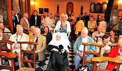 In het Kortrijkse begijnhof werd de rode loper uitgerold voor de jarige Marcella Pattyn, het laatste Belgische begijntje. Patrick Holderbeke<br>