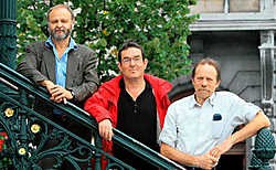 Dertig jaar geleden stichtten Jan Veys, Robert Bourgoignie en Peter Waterschoot de voetbalploeg Red Star Sluizeken. Gianni Barbieux<br>