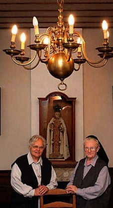 Zuster Lutgarde en zuster Marie-Jozef beleven hun laatste dagen in de priorij van Hunnegem. Frank Bahnmuller<br>