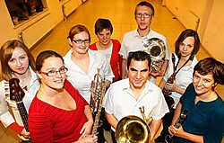 De harmoniekern bestaande uit Annelies, Jeroen, Kim, Leen, Liesbeth, Marjan, Sacha en Steven houdt het voor bekeken. Koen Merens<br>