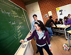 Het Limburgs mijnverleden werd door de studenten uit de doeken gedaan in middenschool Sint-Jan. Yorick Jansens<br>