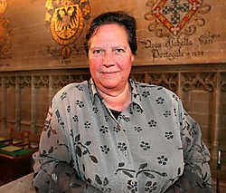 Schepen Rita Uyttendaele overleed zaterdagavond thuis, op 64-jarige leeftijd, na een twee jaar lange strijd tegen kanker.<br>Frederiek <br>Vande Velde<br>