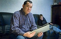 Serge Strobbe vindt dat hij is opgelicht door het huwelijksbureau waar huiszoekingen plaatsvonden: ''De eerste maand betaalde ik, de tweede maand deed ik dat niet en de derde maand ging het geld gewoon van mijn rekening.'Stefaan Beel