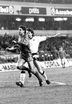 Philippe Desmet (links vooraan) in 1987 bij SV Waregem. rr<br>