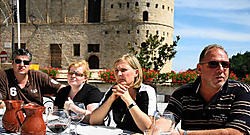 Twaalf Vlamingen jagen hun Italiaanse droom na in Montelparo. vtm<br>