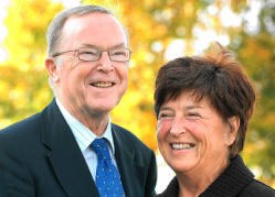 Wilfried Martens en Miet Smet weten alles over de geheimen van een goed gedraaide tongkus. mhe<br>