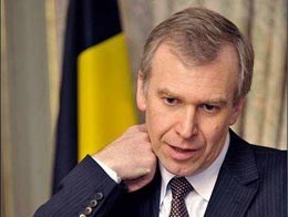 Premier Yves Leterme: 'Het gaat om slimme, tijdelijke maatregelen die onze economie versterken, zonder dat we daarbij de sanering van de overheidsfinanciën in gevaar brengen.' belga<br>