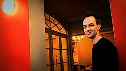 Jeroen van der Kris: 'Het was fascinerende televisie. De crisis ontspon zich werkelijk voor het oog van de camera's.' Bart Dewaele<br>