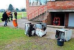 De brandweer haalde de toestellen naar buiten. Ralf Eicker