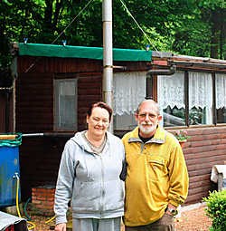 Odette en Karel willen dat hun situatie met terugwerkende kracht wordt geregulariseerd. Alain Trappeniers