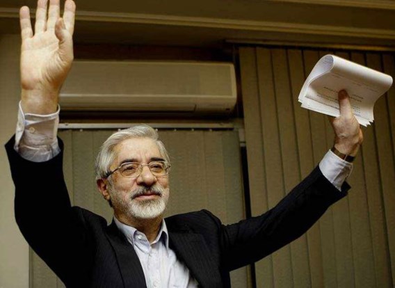 Journalisten van dagblad Mousavi gearresteerd