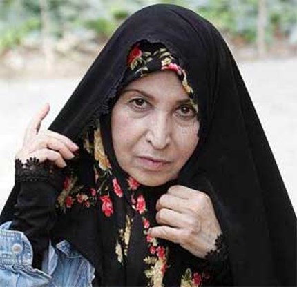 Vrouw Mousavi verdedigt recht op demonstratie