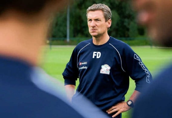 Francky Dury: 'Ik ben hoofdtrainer van Zulte Waregem en dat is het belangrijkste. Anderzijds is dit een mooie uitdaging. Ik wil zien hoe ik de beide functies kan combineren. Wie me kent, weet dat ik een tandje zal bijsteken.'belga