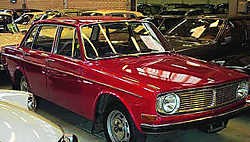 Een Volvo 144 zoals van Vande Veire werd uit het water gevist.belga