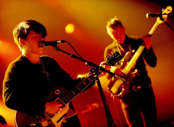 De frontlui van The XX bezondigden zich op het podium van de Botanique aan een flinke dosis schoenstaren.Koen Bauters