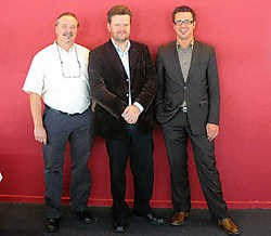 Van links naar rechts: projectleider Dirk Kenis, gedeputeerde Frank Smeets en directeur phl Ben Lambrechts. ksg
